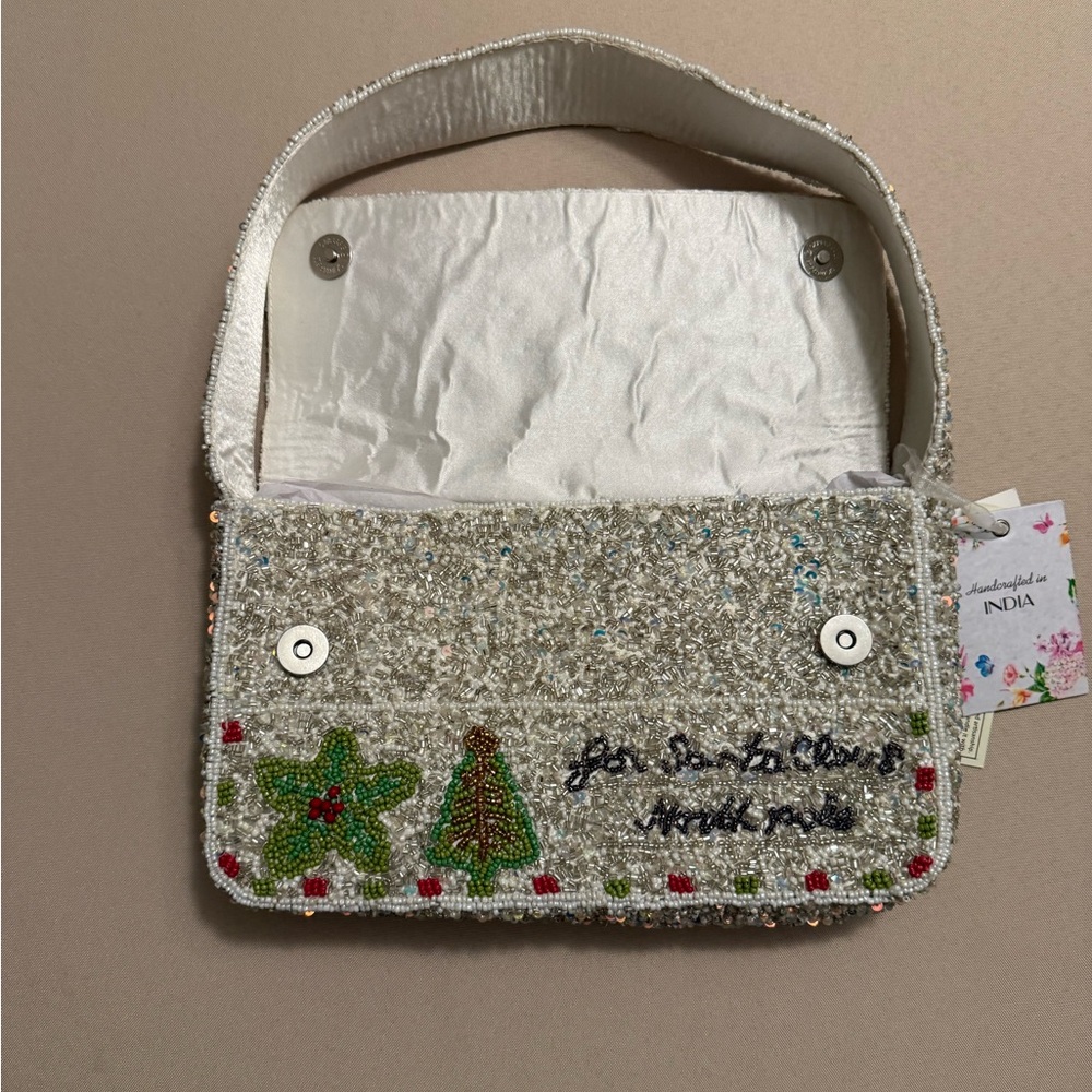 Handcrafted in India Beaded Bag Santa, Gifts, Christmas Tree - Picture 3 of 7
